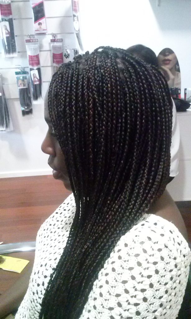 Coiffure afro tresses nattes albi